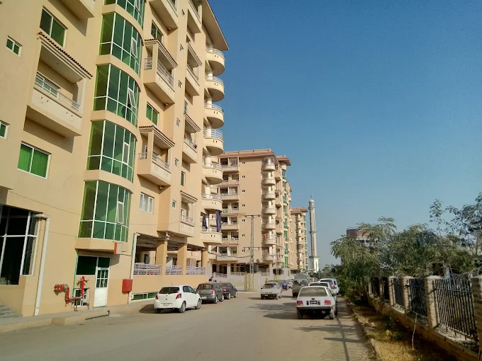 deans heights image